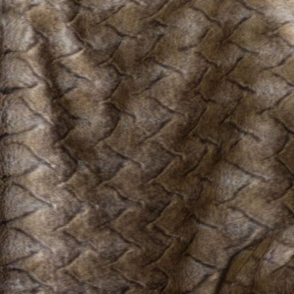 Millano Brown Wolf V Faux Fur Throw - Picture 3 of 4